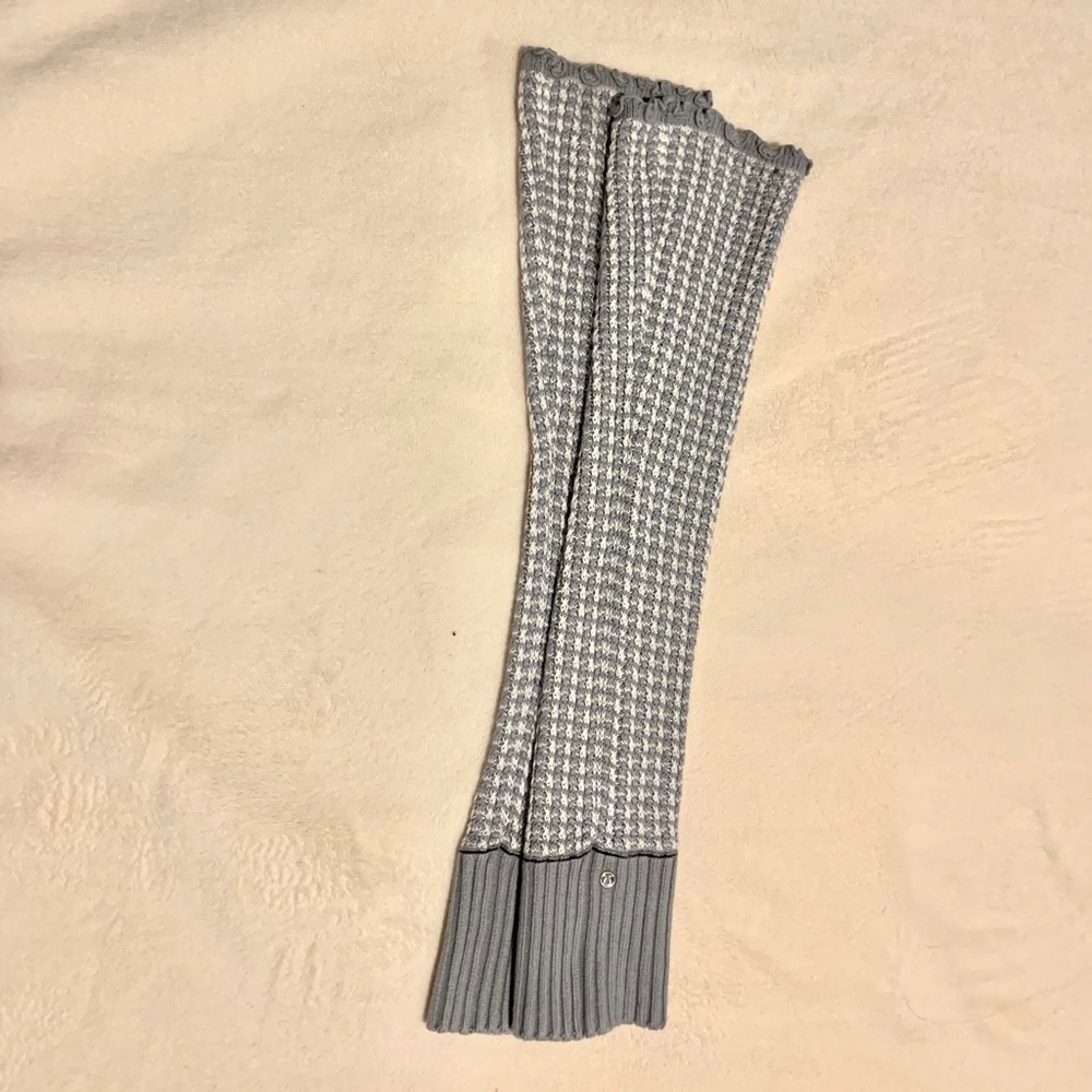 EUC Lululemon leg warmers